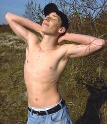 Sexy armpits guys flex twink tube stretch boys 62f6779370df8.jpeg