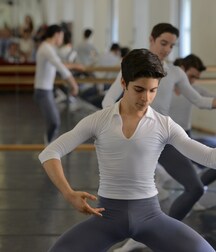 Boys dancing twink tube art style 62f8732c5697a.jpeg