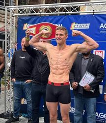 Sport and young flex boys twink tube 62f873c3c5203.png