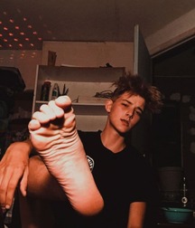 Guys that will step on your face 6053f39a04e72.jpg