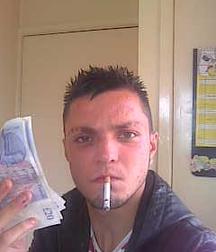 Straight lad New pics 5af1f13e1bfb3.jpg