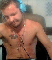 Straight Leicester lad 5b2a737249cb4.jpg