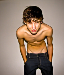 Sweet boy bodies 57e41bbff11f2.jpg