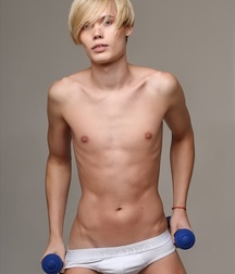 Sweet boy bodies 57e41bc4b509d.jpg