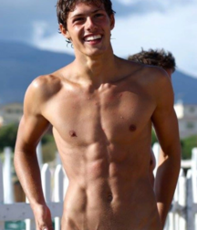 Twinks Illustrated 57e6c957ca65c.png
