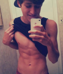 Hot or not 5803c82589b8f.png