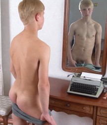 Large photo set of Hot Blond 58f3b345843fd.jpg