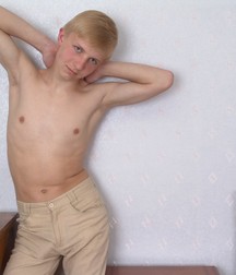Large photo set of Hot Blond 58f3b40de0e03.jpg