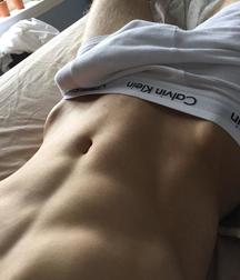 Hot Twinks 58f49ccb93e02.jpg