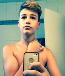 French gay boy 57e629796fd29.jpg