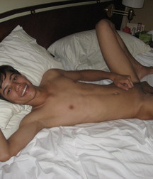 Sexy Latino 58d3ba11c1448.jpg
