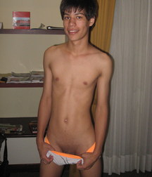 Sexy Latino 58d3ba18084da.jpg