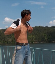 Erol 5eb39d93e744e.jpg