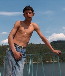 Erol 5eb39d9b4e661.jpg