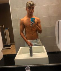 SOMETHING BLUE - Boys Porn, Teens & Twinks 5ea36f8c05a90.jpg