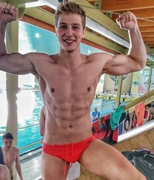 SOMETHING RED - Boys Porn, Teens & Twinks 5ea3712c57800.jpg