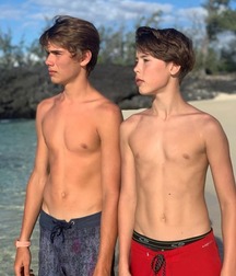 BLUE VS RED - Boys Porn, Teens & Twinks 5eb4582578095.jpg