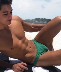 SOMETHING GREEN - Boys Porn, Teens & Twinks 5eb460fe4ad38.jpg