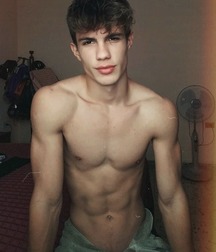 SOMETHING GREEN - Boys Porn, Teens & Twinks 5eb4612fa2e63.jpg