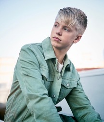 SOMETHING GREEN - Boys Porn, Teens & Twinks 5eb46164d6fe6.jpg