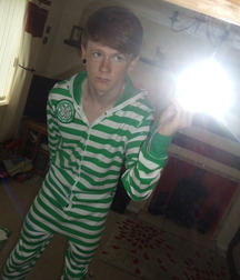 SOMETHING GREEN - Boys Porn, Teens & Twinks 5eb4616f5a504.jpg
