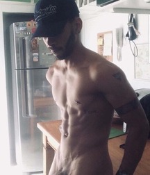 SOMETHING GREEN - Boys Porn, Teens & Twinks 5eb4617ace21d.jpg