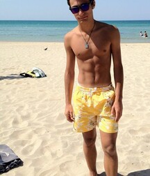 SOMETHING YELLOW - Boys Porn, Teens & Twinks 5eb462fde6f25.jpg
