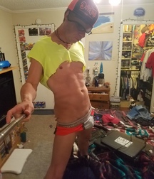 Drew1folder 5b6fde5840612.jpg