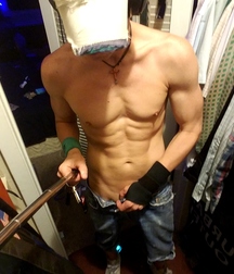 Drew1folder 5b6fde5a3c907.jpg