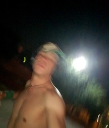 Drew1folder 5b6fde6c13e38.jpg