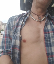 Drew1folder 5b6fe17502cc6.jpg