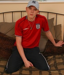 Neighbor Spike 01 5813685ec536c.jpg