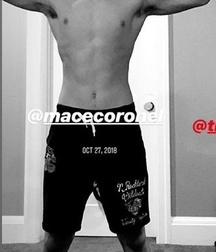 Famous Guys 5ca12f77ebbf5.jpg