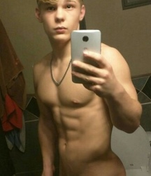 Fav 115 592c65de0da4c.jpg