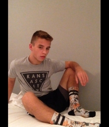 Fav122 59303e7c542a9.jpg