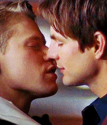 twinks kiss me !... 5b0523d31ea93.gif