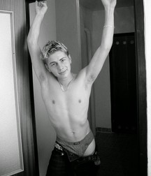 nuded in blanck and white 1 5b0690efd007e.jpg