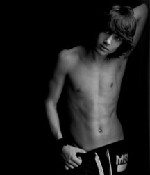 nuded in blanck and white 1 5b0690f46229b.jpg