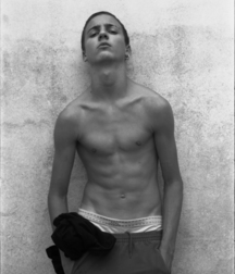 nuded black and white 2 5b0745e7e1e7c.jpg