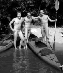 black and white 5b128c42efe7c.jpg