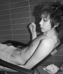 patxi1933:asian teen in light orexciting outfit 5b19a15436f43.jpg