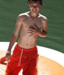 swimboys3 588374ecc42d5.jpg