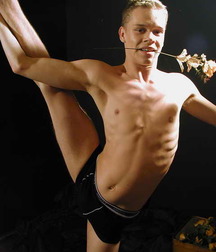 Aaron 58862e06077d0.jpg