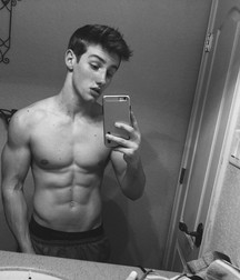 sixpack boys 58d90fed9fb0e.jpg