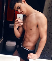 6-pack boys 58f7dea7ad908.jpg