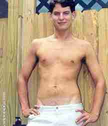 Ryan 58fc8016d0d5c.jpg