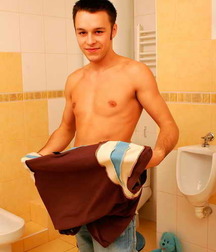 Louis+Tyler 594188cc64f51.jpg