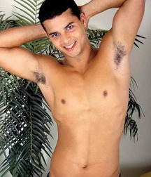 Leon Pavia (2)