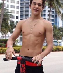 shirtless boys 59bc171fc1fe7.jpg