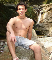 Gian-Franco 59bd22c6ebf29.jpg
